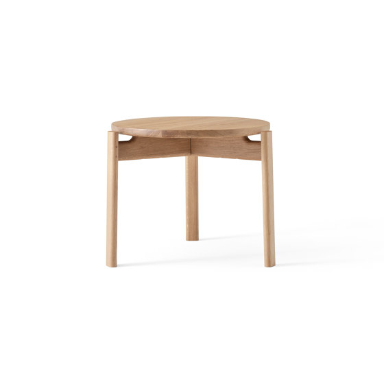Passage Lounge Table Ø50 | Natural Oak | Tavolini alti | Audo Copenhagen