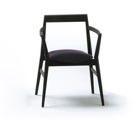 Dobra chair | Sillas | Prostoria