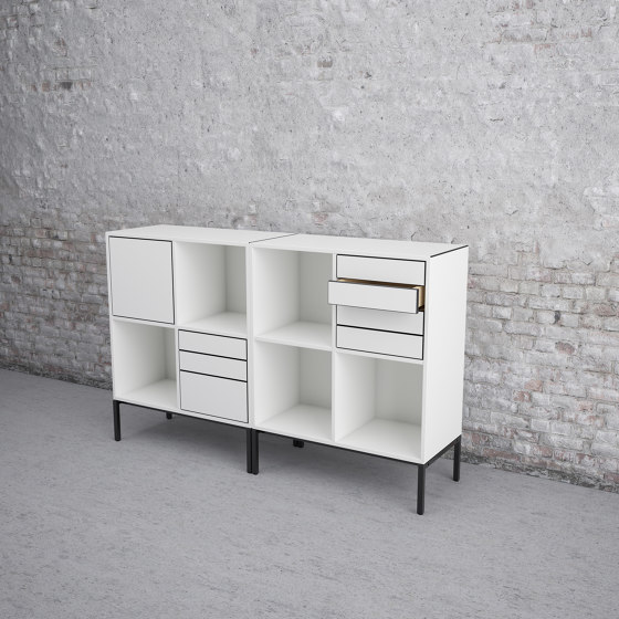 V Storage | Regale | Cube Design