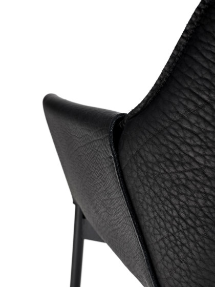 Grace | Armchair High Ebony with steel frame | Chairs | FREIFRAU MANUFAKTUR