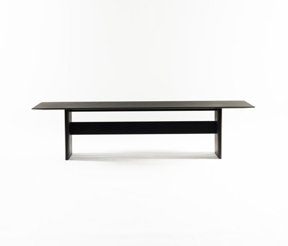 Sea of Tranquility | Dining tables | De Padova