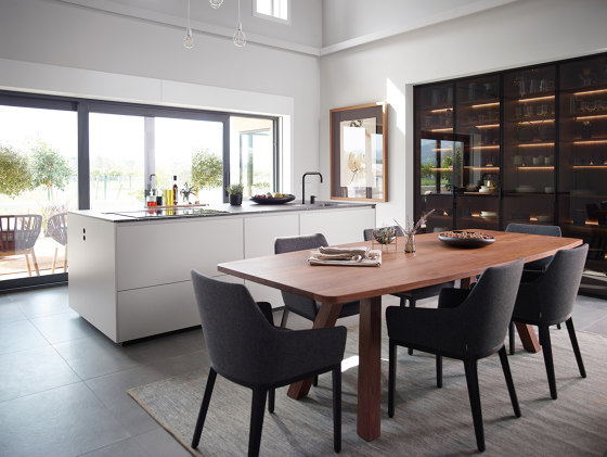 FINE Glass door unit | Kitchen cabinets | Santos