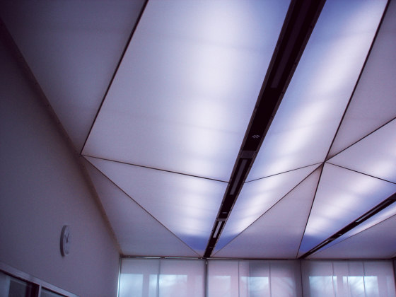 Sound-Absorbing Light Ceilings | Plafonds lumineux | Koch Membranen