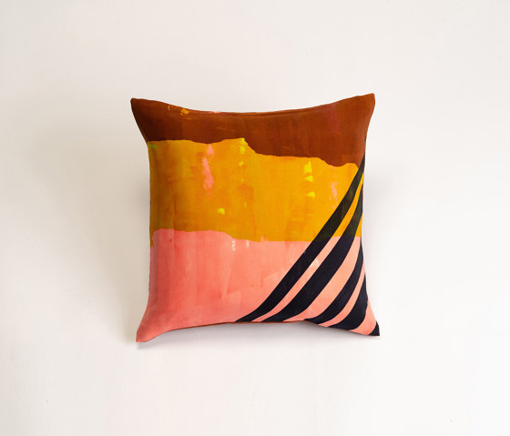 Keikoroll Katsura thick stripes cushion | Cushions | Hiyoshiya