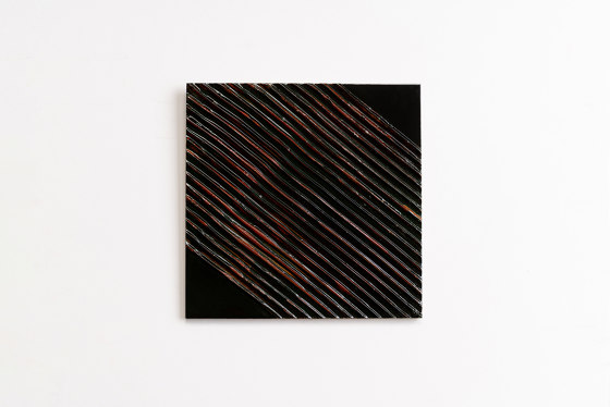 Makino urushi textured stripes | Surface finishings | Hiyoshiya