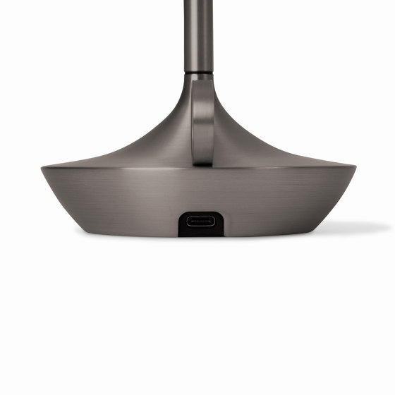 Wick Graphite Rechargable Table Light, USB-C | Luminaires de table | Graypants