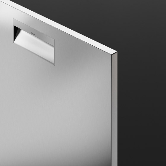 Italia by Arclinea | Cabinet recessed handles
