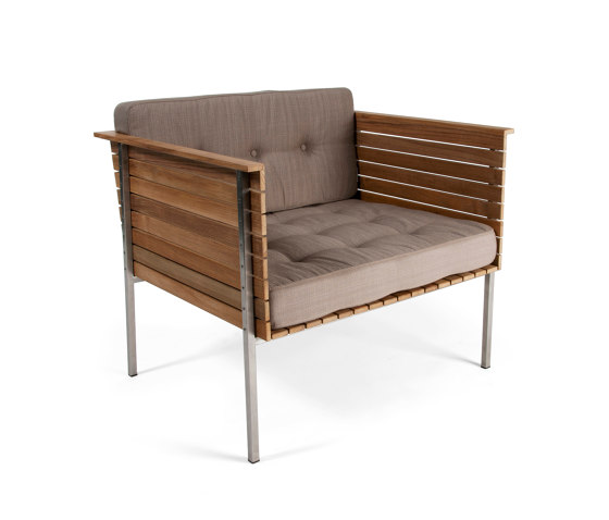 Häringe Lounge Armchair | Armchairs | Skargaarden