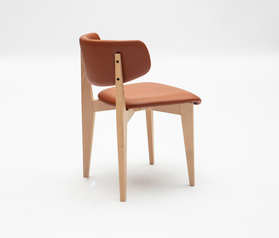 ksenia/i | Chairs | LIVONI 1895