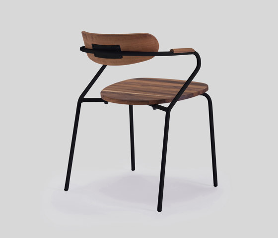 linea/e | Chairs | LIVONI 1895