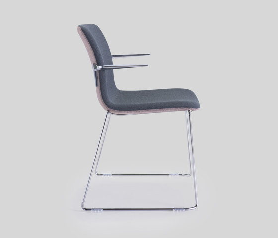 techna/p | Chairs | LIVONI 1895