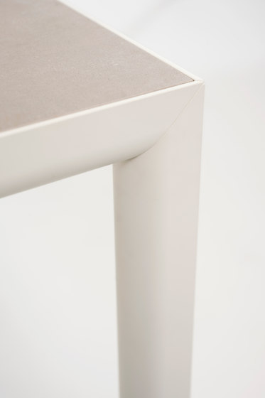 PLEIN AIR 004 Table | Esstische | Roda