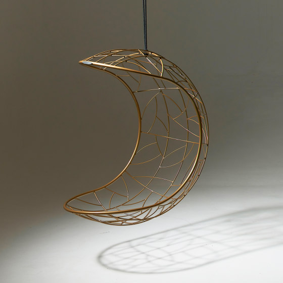Lucky Bean Hanging Chair Swing Seat Gold | Columpios | Studio Stirling