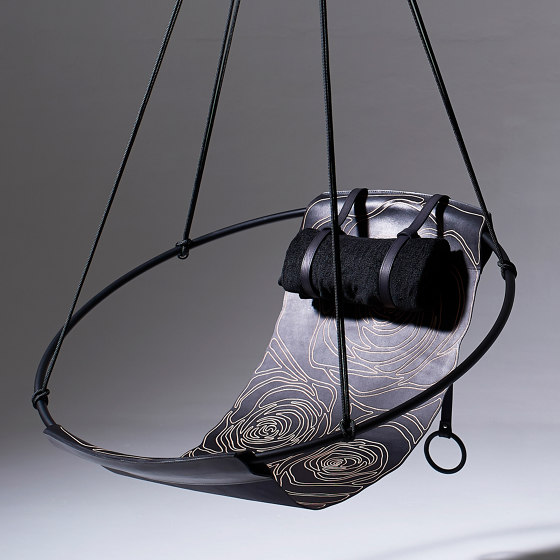 Sling Hanging Chair - Rose Carved Leather | Balancelles | Studio Stirling
