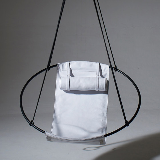 Sling Hanging Chair - Soft Leather White | Balancelles | Studio Stirling
