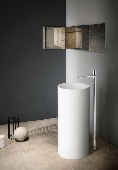 Milano | Floor-mount washbasin mixer | Wash basin taps | Fantini