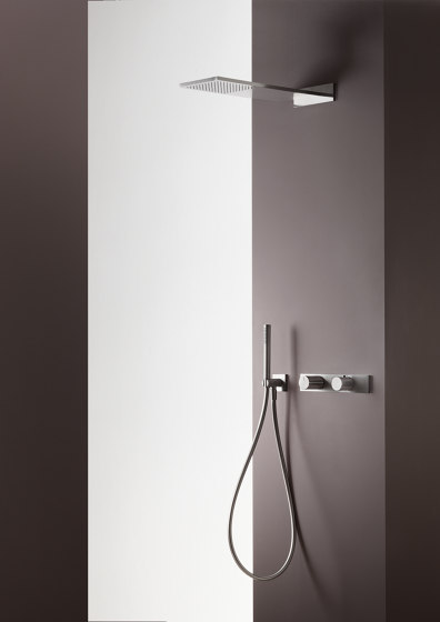 Milano | Rain showerhead - 3/4'' built-in thermostatic shower mixer - Shower set by Fantini | Shower controls