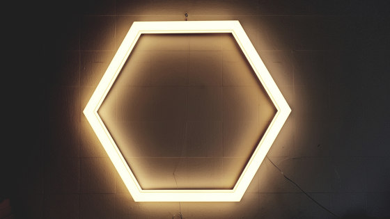 LED Hexagon light TheX Ceiling lamp Special Sizes | Ceiling lights | leuchtstoff