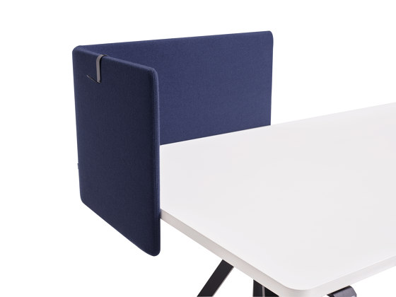Level Tisch, mit Polsterblende | Objekttische | COR Sitzmöbel