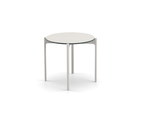 IZON side table | Tables d'appoint | DEDON