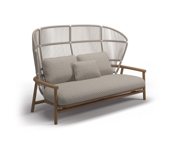 Fern High back 
2-Seater Sofa | Divani | Gloster Furniture GmbH
