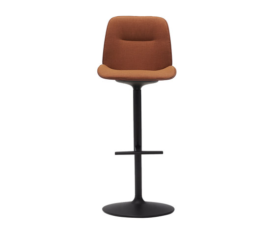 Nuez BQ 2736 | Bar stools | Andreu World