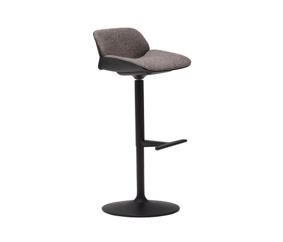 Nuez BQ 2745 | Bar stools | Andreu World