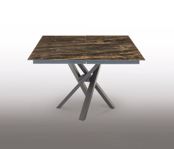 Square Table | Dining tables | Riflessi