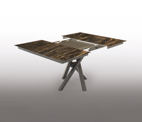 Square Table | Dining tables | Riflessi