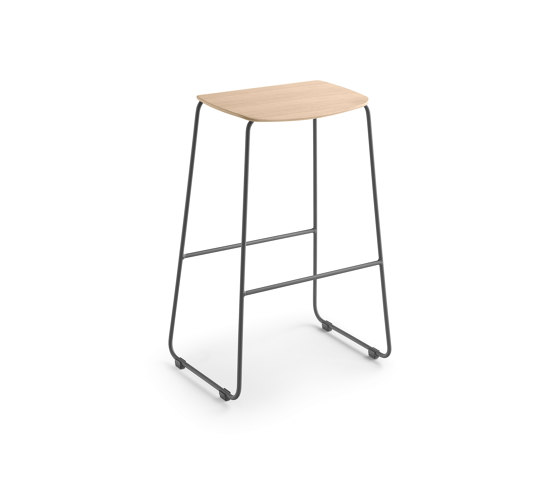 Bisell Metal Stool | Counter stools | TREKU