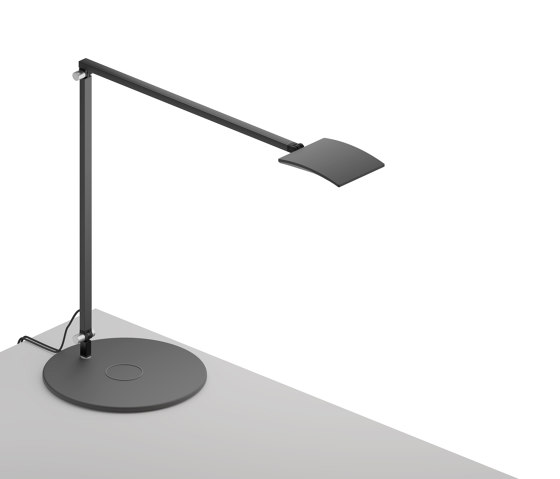 Mosso Pro Desk Lamp with wireless charging Qi base, Metallic Black | Lampade tavolo | Koncept