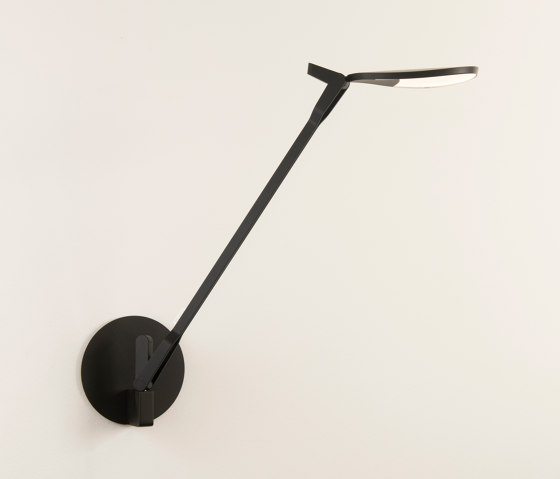 Splitty Pro Desk Lamp with hardwire wall mount, Matte Black | Lampade tavolo | Koncept