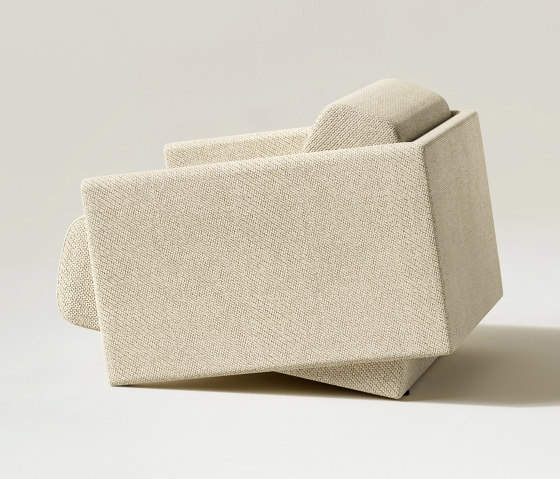 CONTRA Armchair | Sillones | Neil David