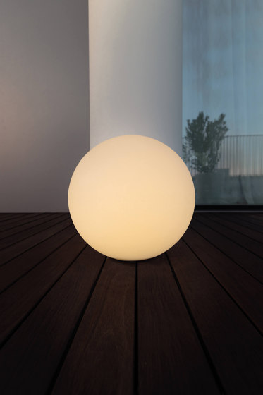 Oh! Dynamic White | Lámparas de suelo | Linea Light Group