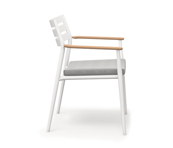 Pia Stacking Chair | Chairs | solpuri
