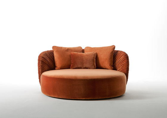 Drapé Round | Sofa | Sofás | Laurameroni