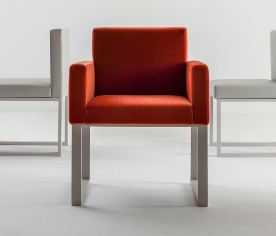 BD 03 | Chair | Chairs | Laurameroni