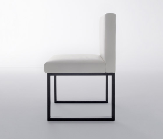 BD 03 | Chair | Sillas | Laurameroni