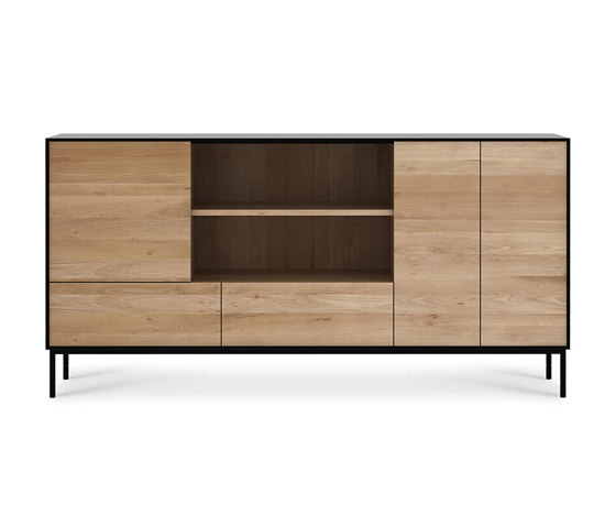 Blackbird | Oak sideboard - 3 doors - 2 drawers - varnished | Aparadores | Ethnicraft