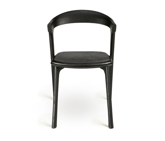 Bok | Oak black dining chair - black leather - varnished | Chaises | Ethnicraft