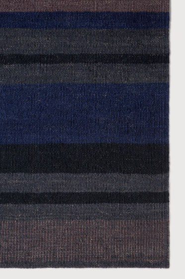 Essentials kilim rug collection | Cobalt kilim rug | Tappeti / Tappeti design | Ethnicraft