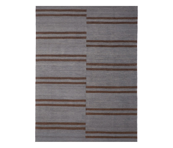 Essentials kilim rug collection | Blue Mazandaran kilim rug | Tapis / Tapis de designers | Ethnicraft