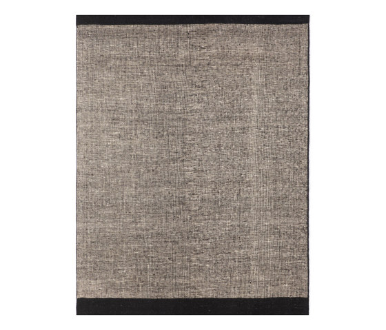 Essentials kilim rug collection | Black Dots kilim rug | Formatteppiche | Ethnicraft