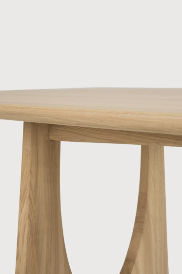Geometric | Oak dining table | Tavoli pranzo | Ethnicraft