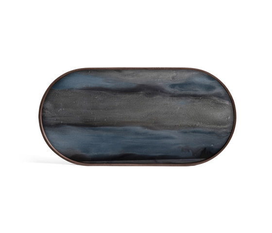 Linear Flow tray collection | Graphite Organic glass tray - oblong - M | Plateaux | Ethnicraft