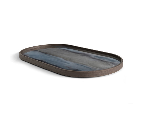 Linear Flow tray collection | Graphite Organic glass tray - oblong - M | Tabletts | Ethnicraft
