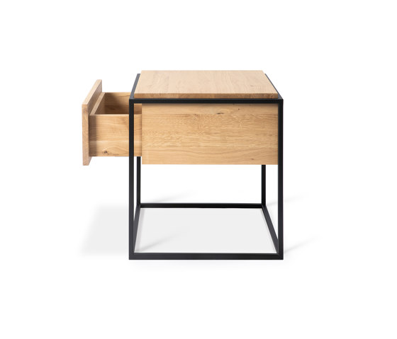 Monolit | Oak bedside table - 1 drawer - black metal | Comodini | Ethnicraft