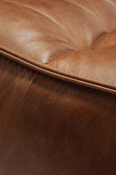N701 | Sofa - 3 seater - old saddle | Divani | Ethnicraft