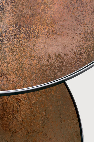 Nesting | Bronze Copper coffee table - set of 2 | Tavolini impilabili | Ethnicraft