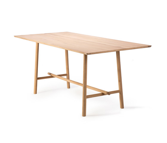 Profile | Oak high meeting table - varnished | Standing tables | Ethnicraft